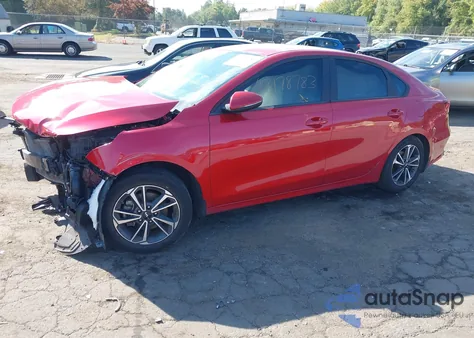 2024 Kia Forte Lxs z USA, uszkodzony, nr VIN 3KPF24AD5RE777470